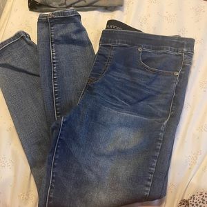 Maurice’s jeggings